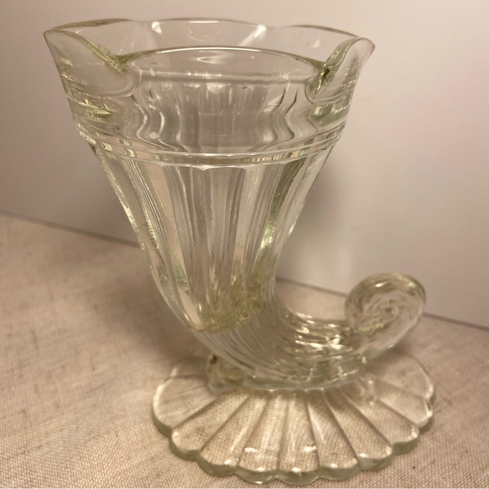 Vintage Cornucopia vase clear Glass Horn of plenty Jeannette depression glass